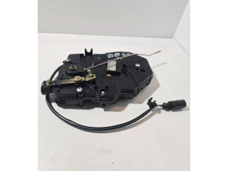 Zámek zadních dveří 2K0827201R, 22386 Volkswagen Caddy 2006