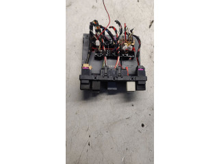 Блок предохранителей 3c0937049e Volkswagen Golf Plus