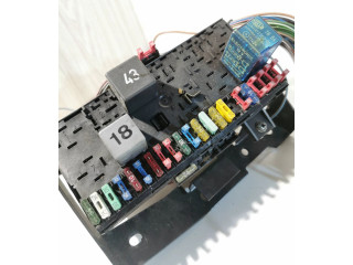 Pojistková skříňka 171941813D Volkswagen Transporter - Caravelle T3 1988