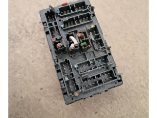 Блок предохранителей  9450582180   Peugeot 406    