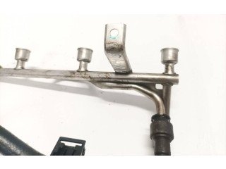 Топливная рампа    Opel Meriva A  