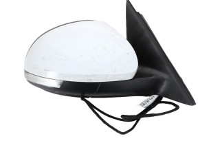 Зеркало электрическое Skoda Yeti (5L) 2009 - 2017 года