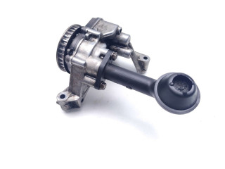 Масляный насос  CAYC 03L115263  Skoda Octavia Mk2 (1Z) 