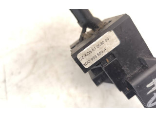 Ручка стеклоочистителей 8D0953503A    Audi A4 S4 B5 8D   