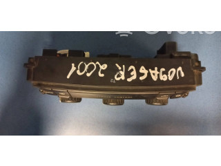 Блок управления климат-контролем 05005001AF Chrysler Voyager