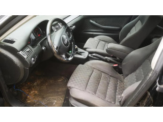 Pojistková skříňka 8d1937545 Audi A6 S6 C5 4B 2003