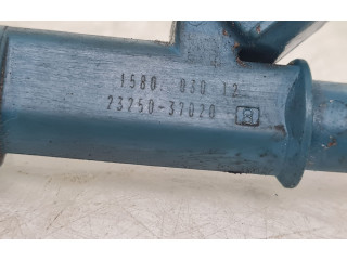 Vstřikovač 2325037020 Toyota Prius (XW30)