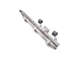 Топливная рампа Lexus IS 220D-250-350