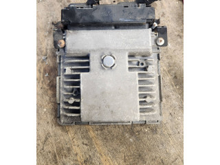 Блок управления двигателя 03F906070GR, 03F907309AE   Skoda Fabia Mk2 (5J)