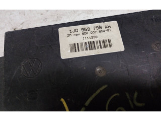 Блок комфорта 1J0959799AH Volkswagen Golf III