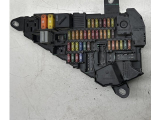 Блок предохранителей  518811054, 690658807   BMW 5 E60 E61    