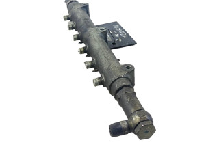 Топливная рампа 8658252, 0445215010 Volvo V70