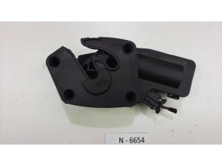 Замок задней крышки