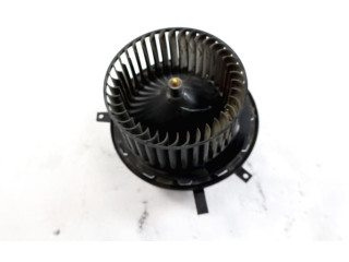 Вентилятор печки    68038189AA   Fiat Freemont