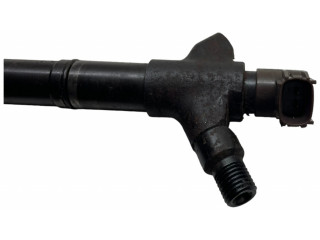 Vstřikovač 2367026061, 05000099 Toyota RAV 4 (XA30) pro benzínový motor 2.2