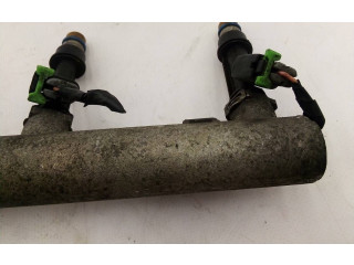 Топливная рампа 12577265 Chevrolet Cavalier