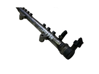 Топливная рампа 30777759, 0445215025   Volvo XC60  