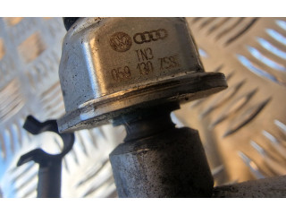 Vstřikovací lišta 057130089K, 059130758E Audi A8 S8 D3 4E BVN