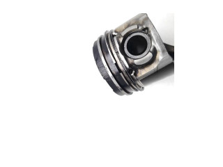  Поршень с шатуном 9HX(DV6ATED4) 9HX, DV6ATED4  Citroen Xsara Picasso  