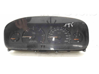 Přístrojová deska Chrysler Voyager 04762812