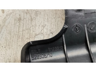 Другая деталь салона