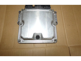 Блок управления двигателем Блок управления 0281011363 Citroen C8