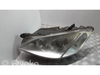 Передняя фара  