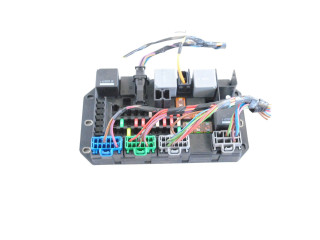 Блок предохранителей EW9314N030AA Jaguar XJ X351