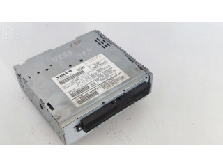 Радио/ проигрыватель CD/DVD / навигация