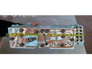 Přístrojová deska Jeep Cherokee 1988 56003048