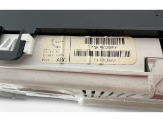 Přístrojová deska Nissan Navara D40 2006 24810EB200, 24810EB200