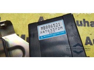 Блок комфорта MB886521, X4T63372M. Mitsubishi Pajero