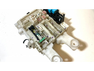 Pojistková skříňka 8273042010 Toyota RAV 4 (XA30) 2008