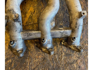 Pojistková skříňka Всасывающий коллектор 6021410201 Mercedes-Benz E W124 1989