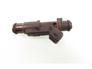 Vstřikovač 01F004A Peugeot 807 3FZ (EW12J4)