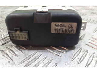 Дисплей    96652426EA   Chevrolet Astra