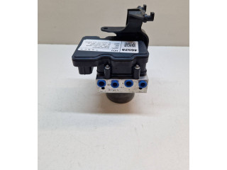 Jednotka ABS 104474510B, 102421840   Tesla Model Y 2023