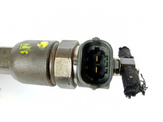 Форсунка 0445110256, 338002A400    KIA Rio  D4FA 