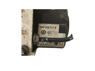 Блок АБС 2K0614117B, 2K0907379B Volkswagen Caddy 2004 - 2010 года