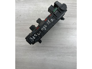   Pojistková skříňka    Citroen Berlingo 2005