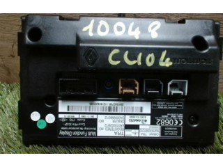 Дисплей       Renault Clio III