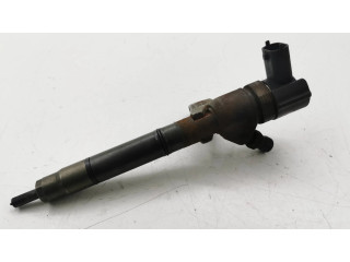 Vstřikovač 338002A800 Hyundai i40 pro naftový motor 1.7