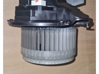 Вентилятор печки       Volvo V70