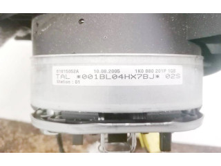 Подушка безопасности водителя 1K0880201P, 1K0880201P Volkswagen Golf Plus