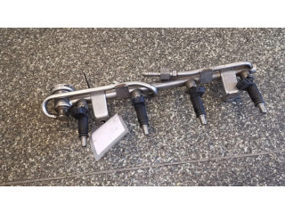 Vstřikovač 06B133551T Audi A4 S4 B6 8E 8H pro benzínový motor 2.0