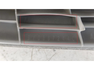 Другая деталь салона