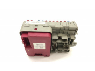 Pojistková skříňka YWC104500 MG TF 2002