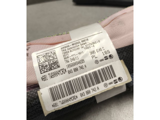 Боковая подушка безопасности 8X3880742A, 1056680540229   Audi A1