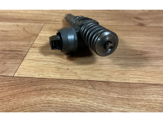 Vstřikovač 038130073BN   Volkswagen Caddy     