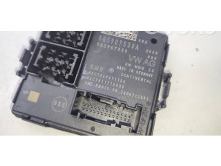 Блок комфорта 5QS907530A Skoda Octavia Mk4